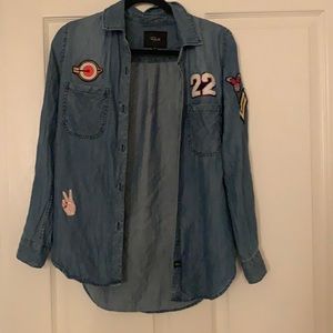 Jean light weight shirt with patches